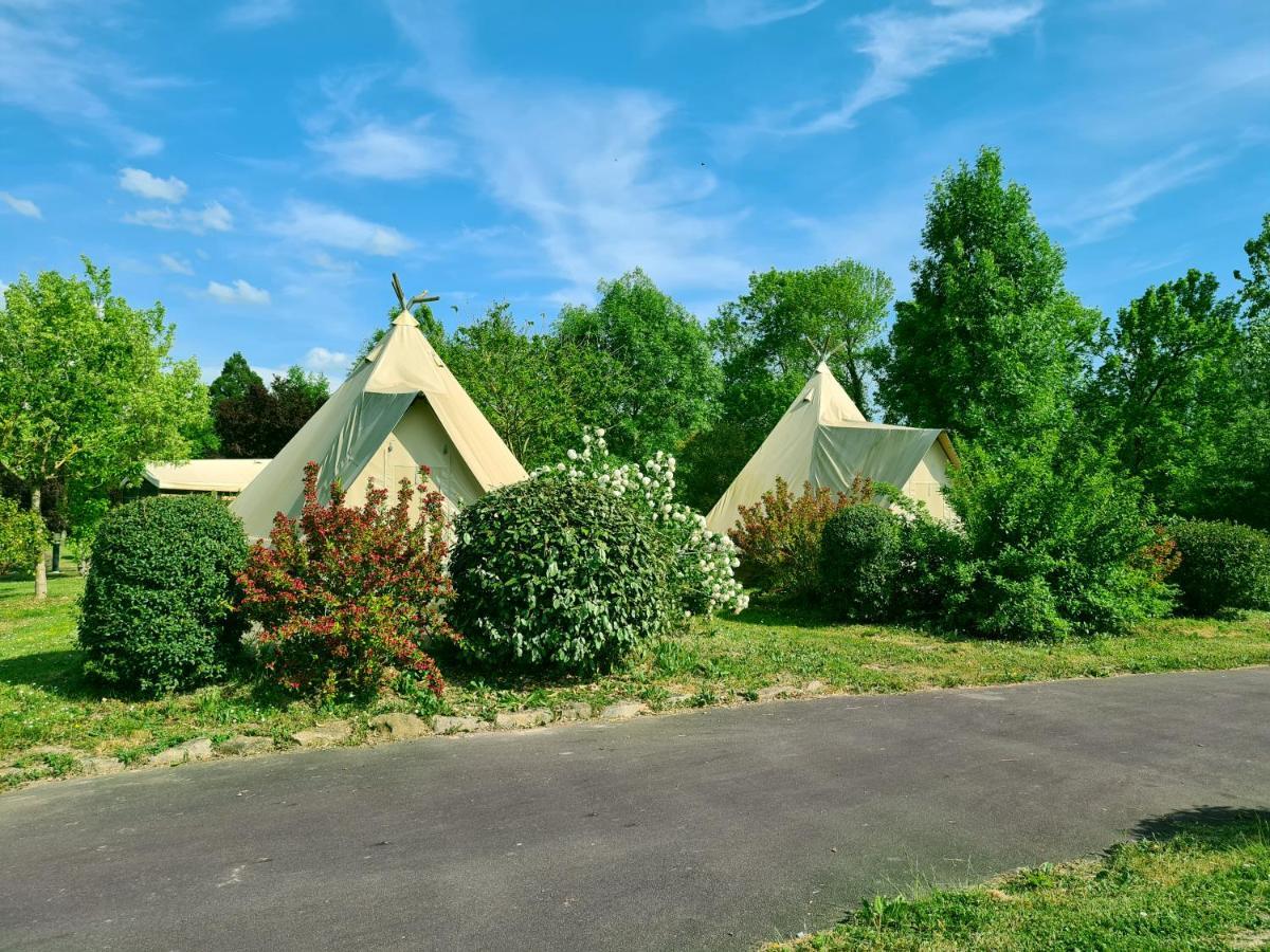 Resort&Camping - Val de Braye Bessé-sur-Braye Exterior foto